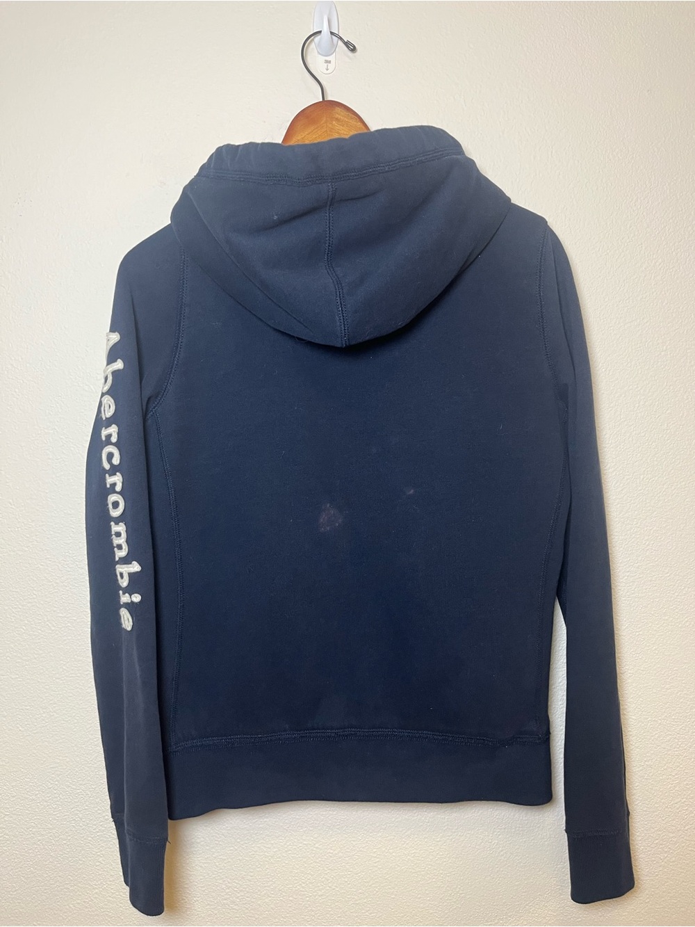 Abercrombie & Fitch Vintage Y2K Navy Hooded button up with Cream Sherpa Lining - Picture 2 of 7